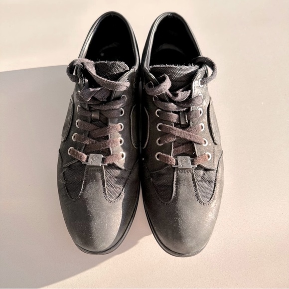 Versace Leather Shoes - Picture 2 of 4